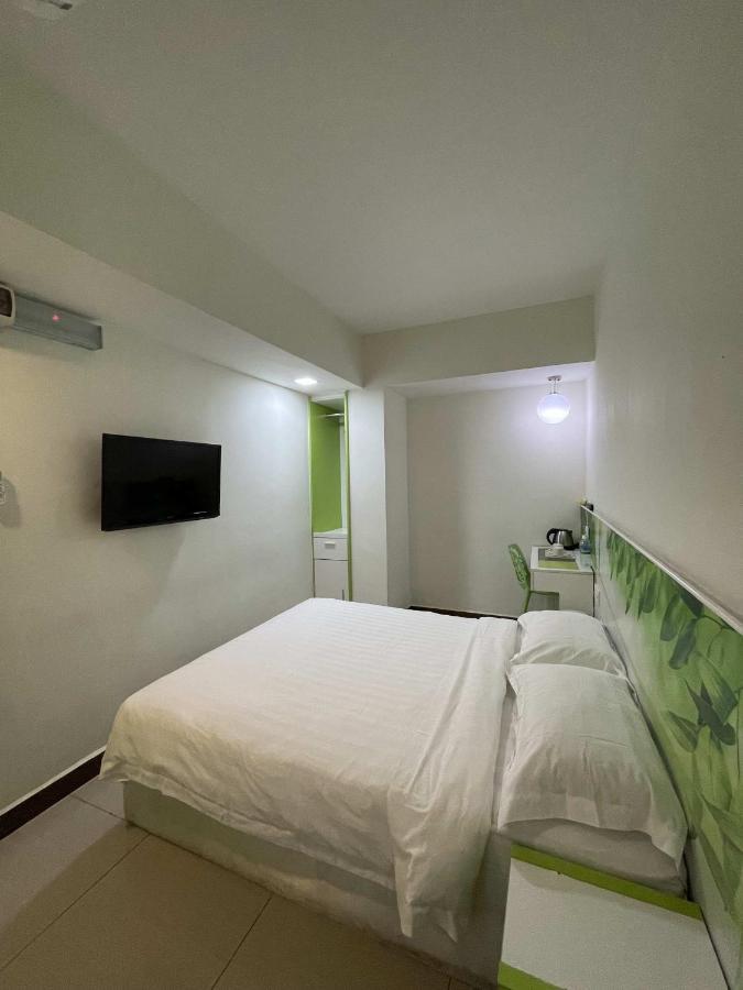 Green Apple Boutique Hotel Kota Kinabalu Bagian luar foto